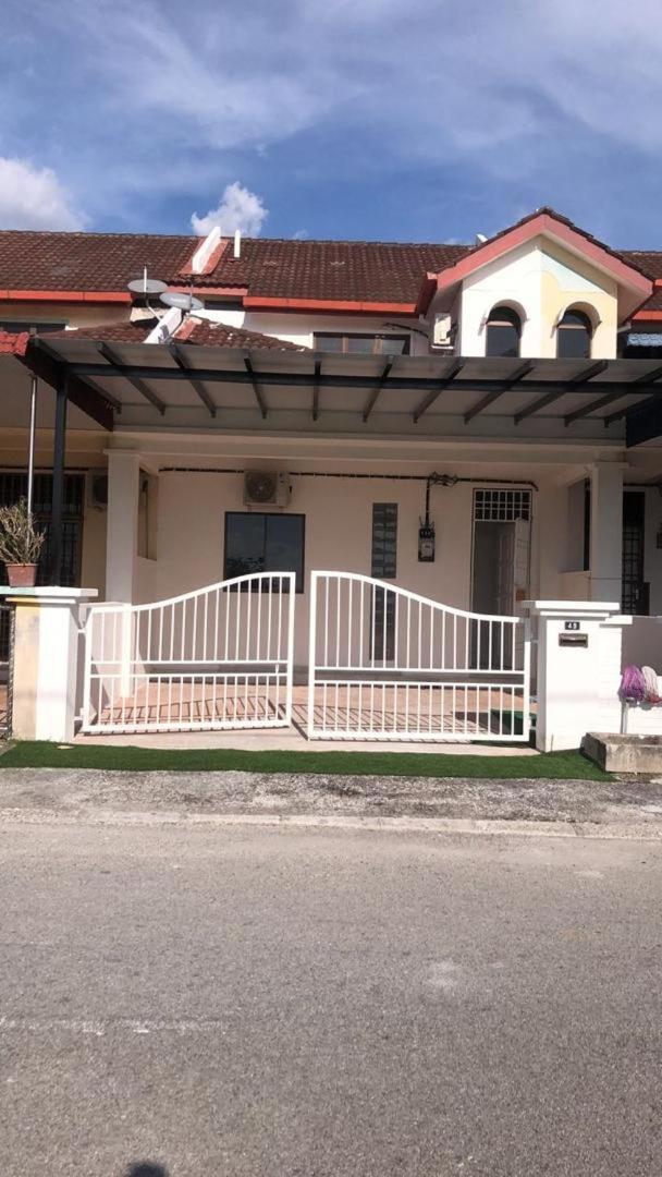 Skyn Smart Home Ipoh Exterior foto